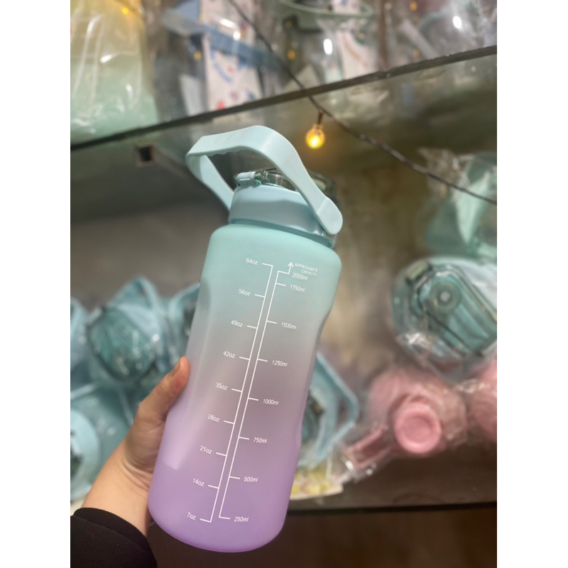 Bình nước 2Lít có chia giơg uống tiện lợi