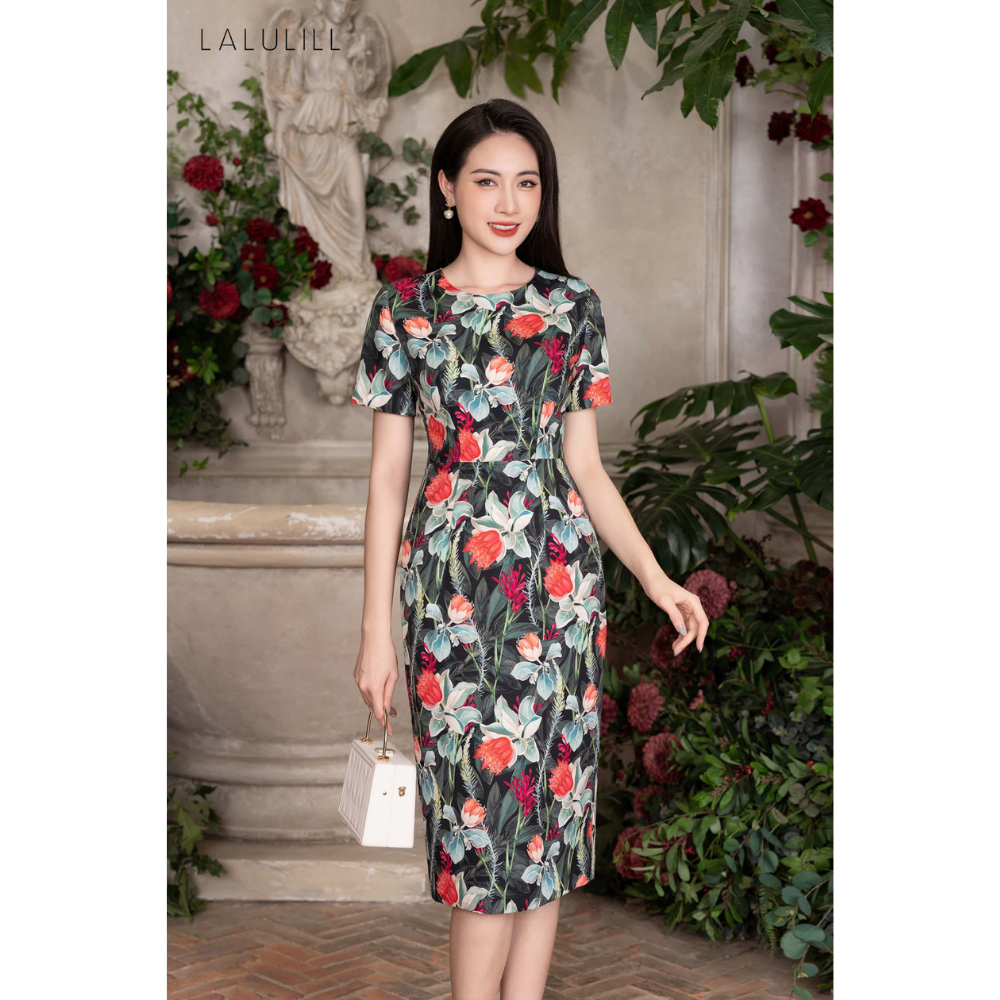 Đầm bodycon ôm đứng LALULILL nền đen hoa đỏ LDL2302103