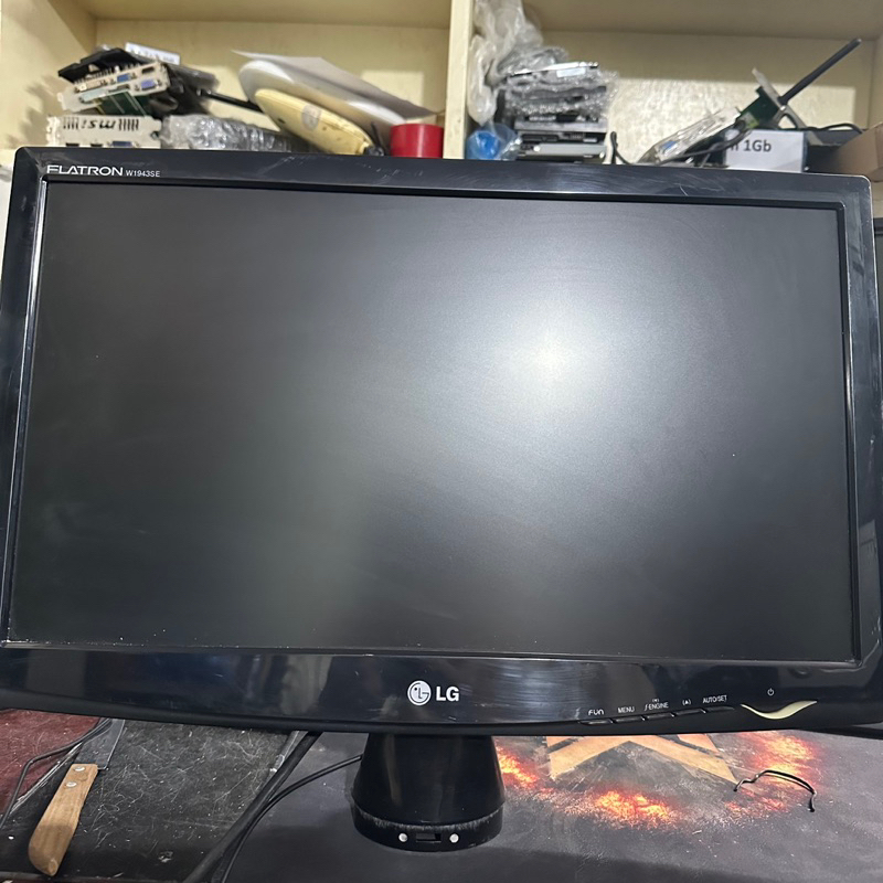 Màn hình LG 19 lcd đẹp không lỗi lầm gì