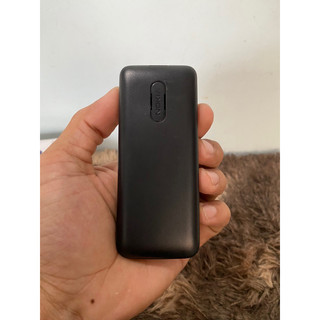 Nokia 105 có pin kèm dây sạc