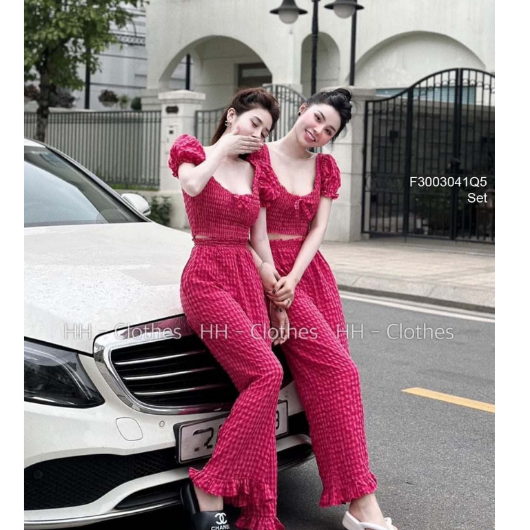 Set caro hồng áo kiểu nhún dáng croptop đính nơ ngực kèm quần suông dài lai phối viền bèo hàng QC!