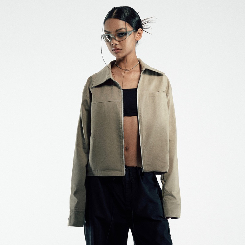Áo khoác màu be/đen  CROPPED JACKET- STANCLUB