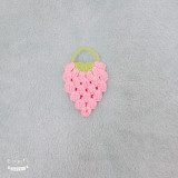 Móc khóa dâu tây bằng len