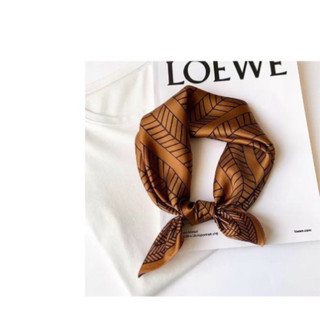 Khăn lụa choàng cổ size 70*70 - khăn lụa banada hot hit