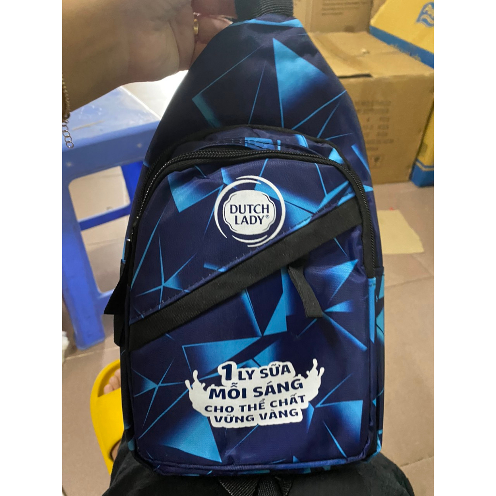 BALO ĐEO CHÉO CHO BÉ QUÀ TẶNG SỮA CÔ GÁI HÀ LAN