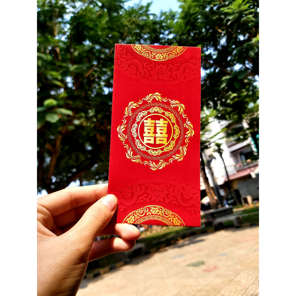 Phong bao lì xì cưới cô dâu chú rể chữ hỷ trao duyên bê tráp