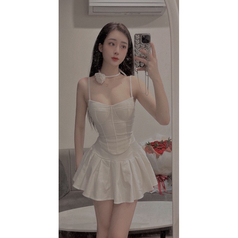 Set áo 2 dây cúp kèm chân váy xếp ly - Hàng mới mỗi ngày