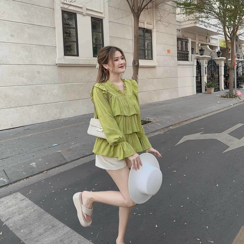 SET ĐÙI THỜI TRANG NỮ ĐI CHƠI ÁO TÂNG CỔ V MIX QUẦN ĐÙI MÀU XANH BƠ