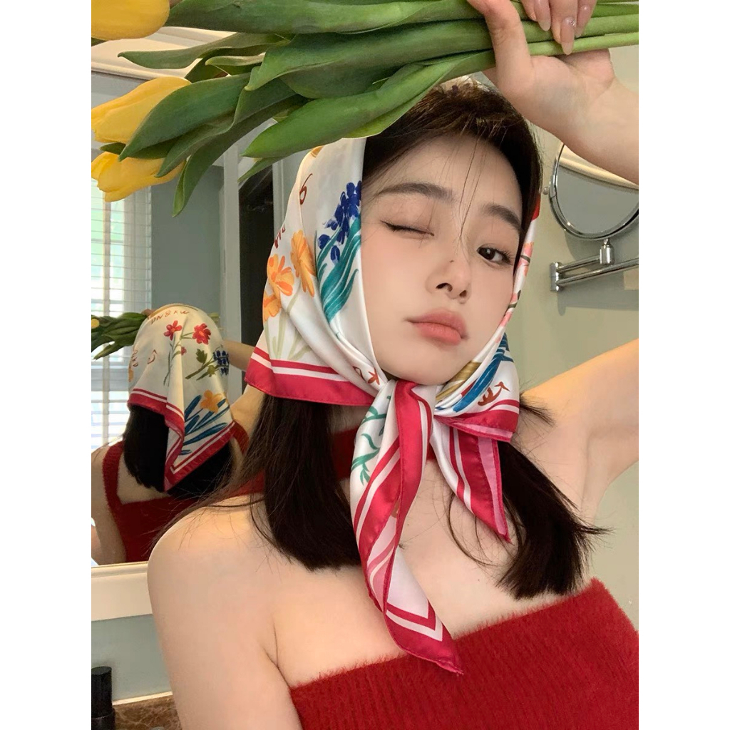 TURBAN VUÔNG SATIN LẢ LƯỚT NHIỀU HỌA TIẾT MÀU SẮC MÙA HÈ RỰC RỠ