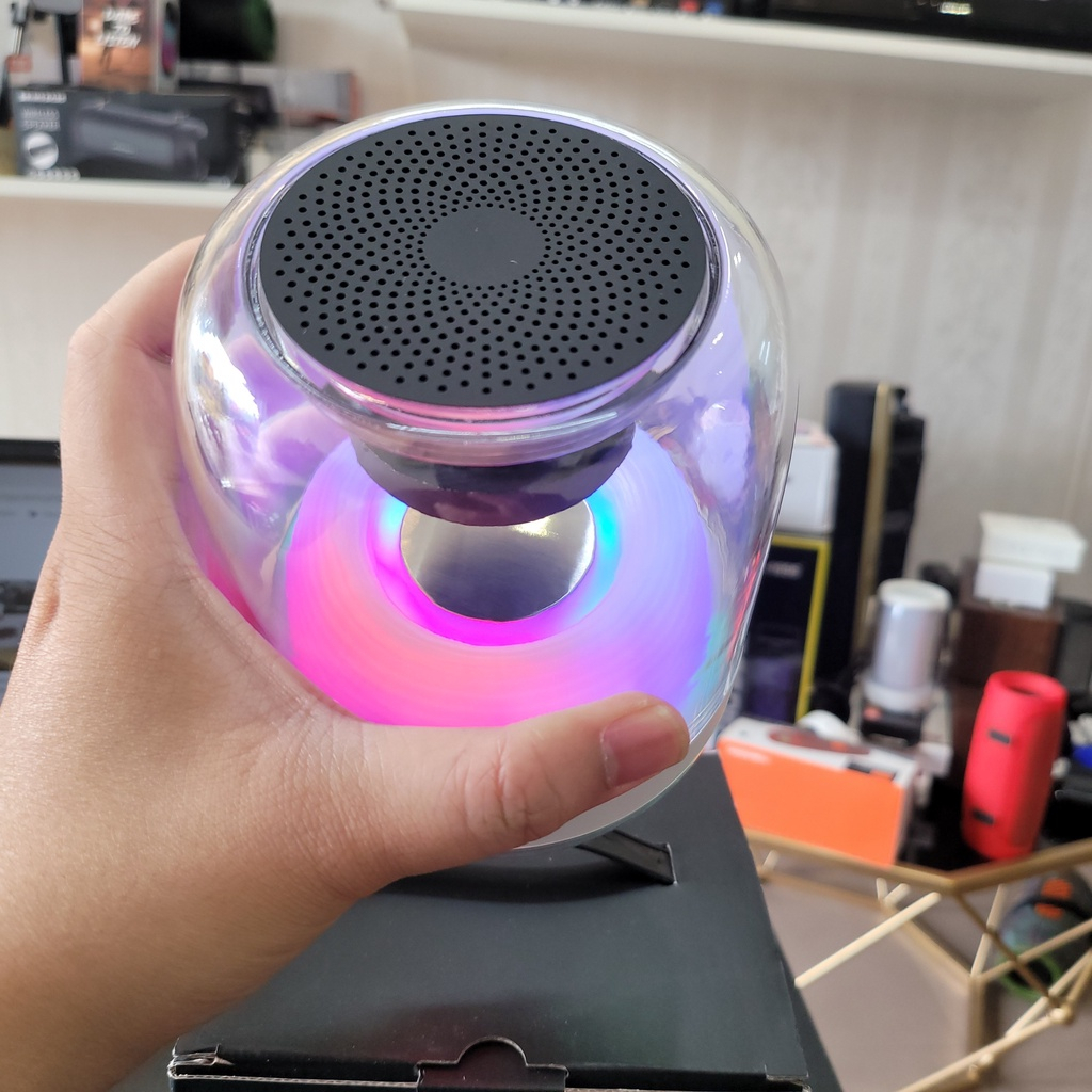 Loa Bluetooth Đèn Led L30 Âm Bass Siêu Ấm - Led Nhiều Chế Độ -