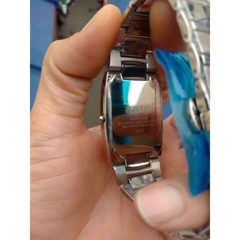 Đồng hồ nam mặt vuông dây thép đặc