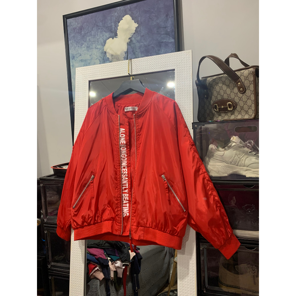 Áo gió bomber đồng giá 39k. Chọn chụp ảnh ib shop