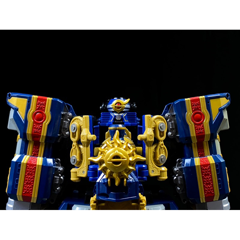 Mô hình chính hãng DX Travelion Siêu nhân Kỵ Mã chính hãng Bandai