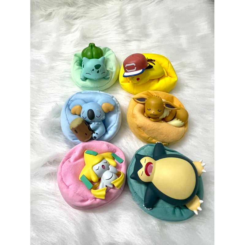 Mô hình Pokemon Staring dream nằm ngủ trên gối dễ thương chất lượng cao chính hãng full box