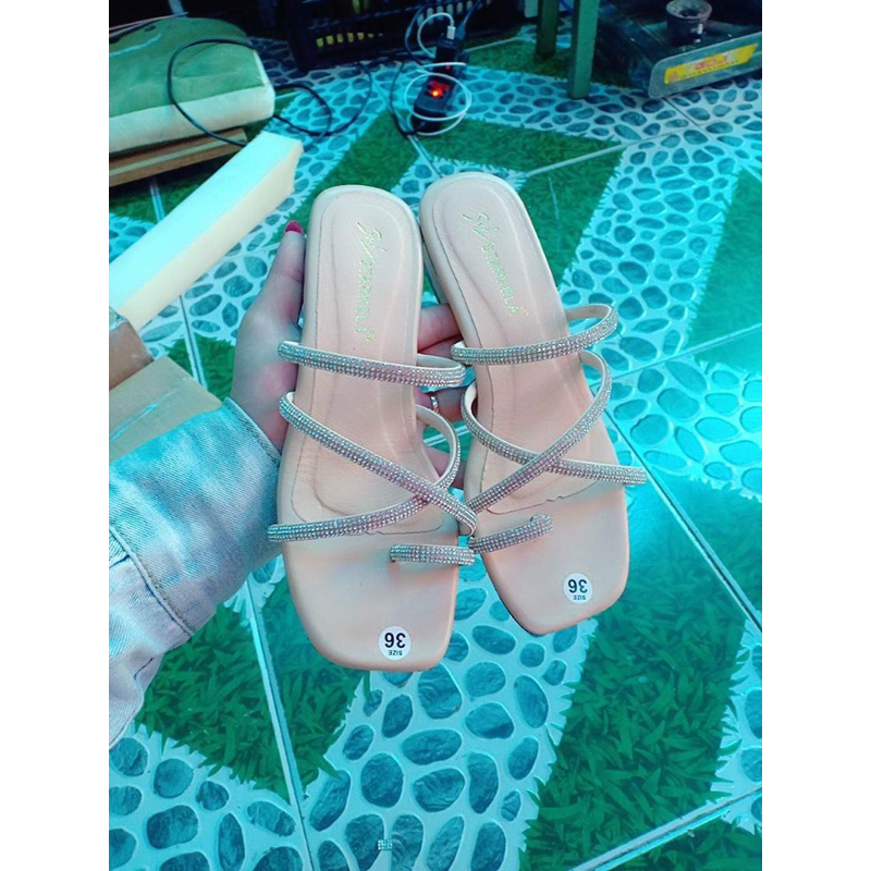 Giày nữ gót 4cm 3 dây chéo xoàn bigsize 35-45 hình chụp thật