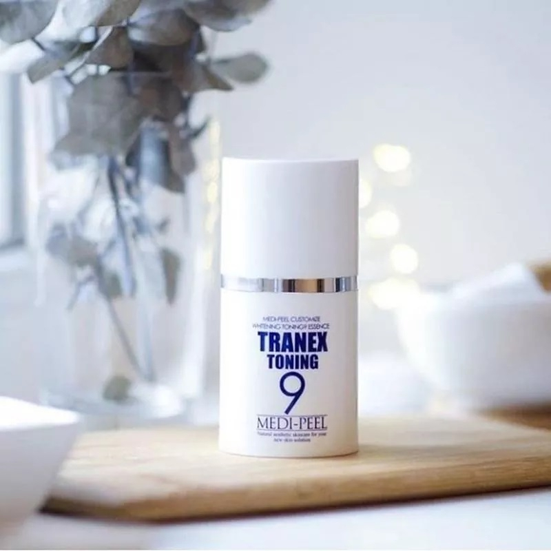 Tinh chất nám Medi-peel Tranex Toning 9 Essence 50ml màu xanh - Harin Cosmetics
