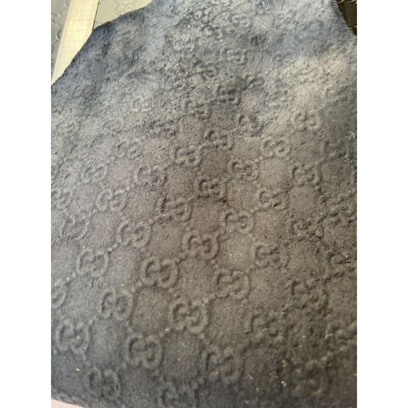 Phôi da thật Gucci