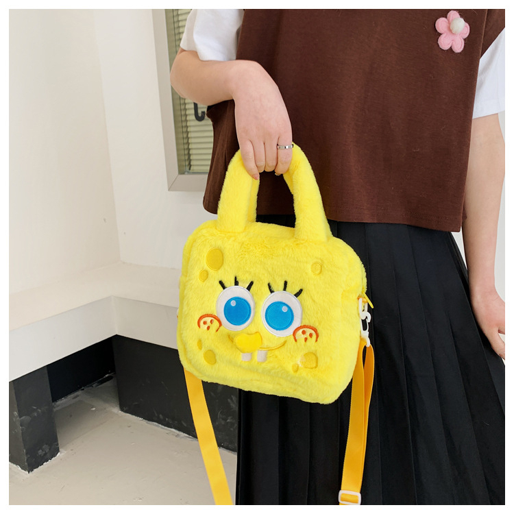 Túi Đeo Chéo Hình Spongebob Nhồi Bông Dễ Thương cá tính có quai xách unisex
