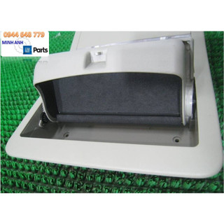 Đèn ốp trần phía trước xe Captiva