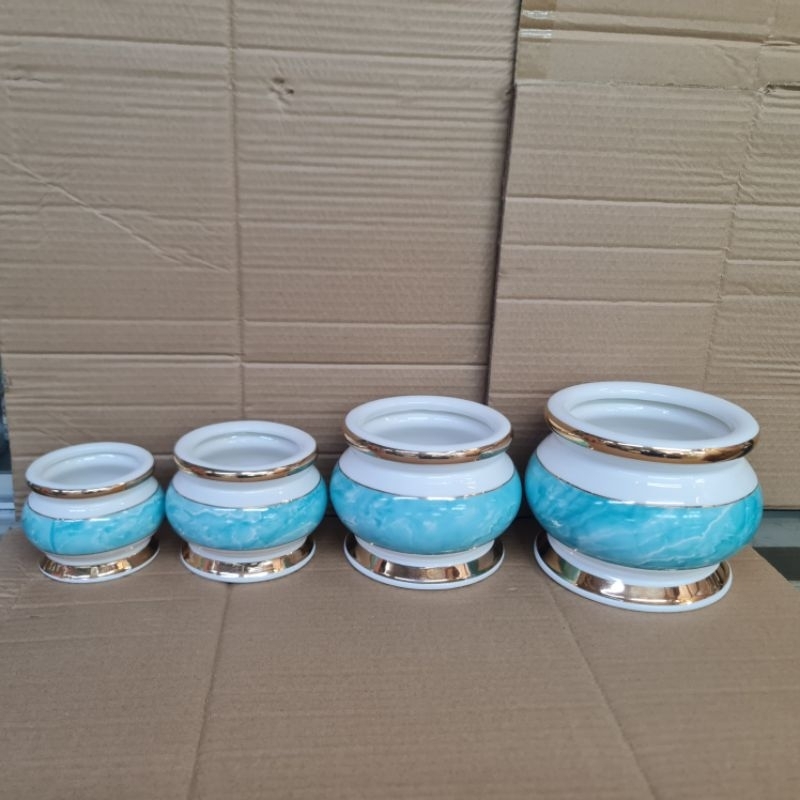 Lư hương ngọc sứ