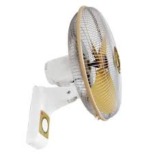 Quạt treo tường M40C với độ phủ gió xa hơn 10m, có 3 màu sắc để lựa chọn