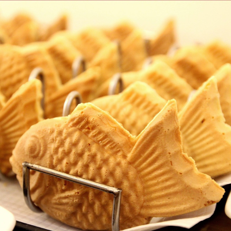 Bột  bánh cá taiyakylàm được 12-15 con .