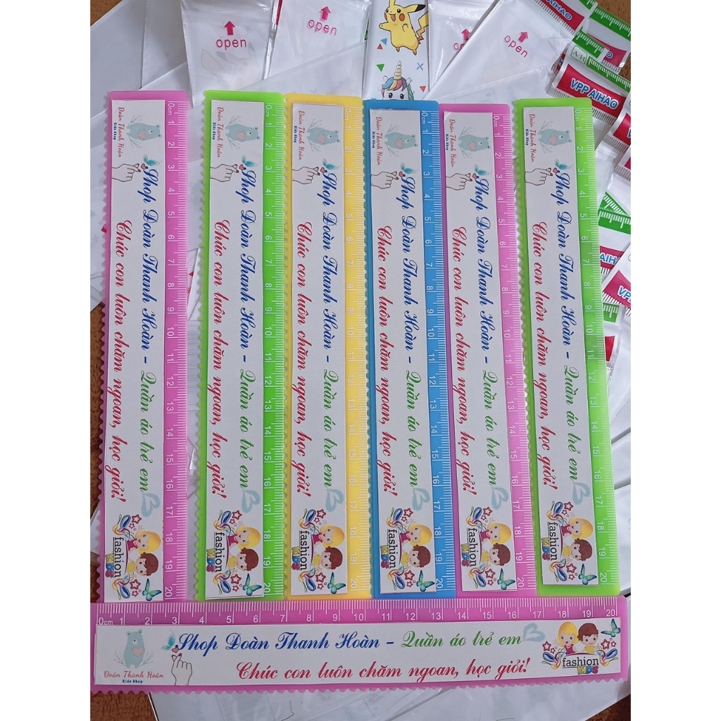 Thước kẻ in tên bé lấy luôn đủ màu