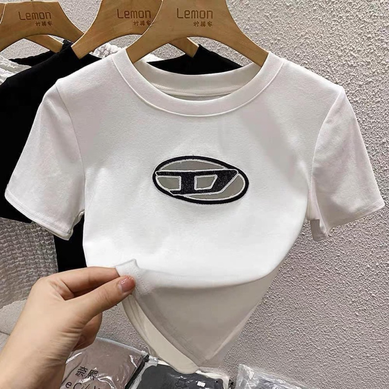 Áo phông croptop diesel