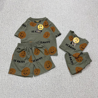 bộ mặt cười cho bé trai
