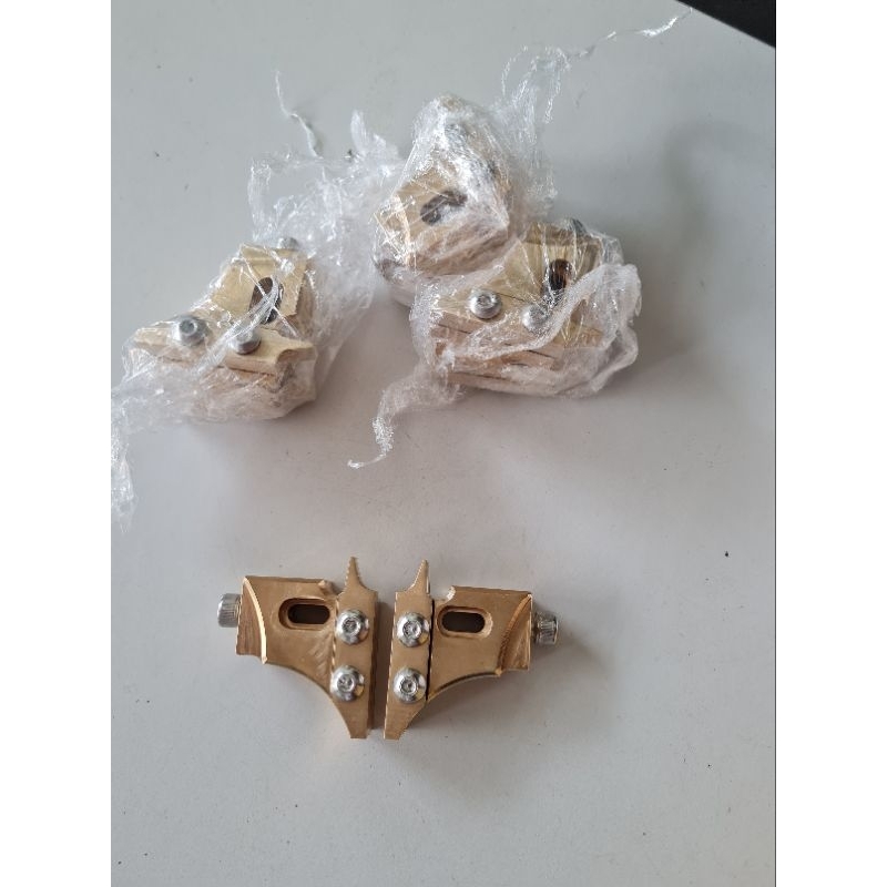 Kẹp kim hàn cell batman