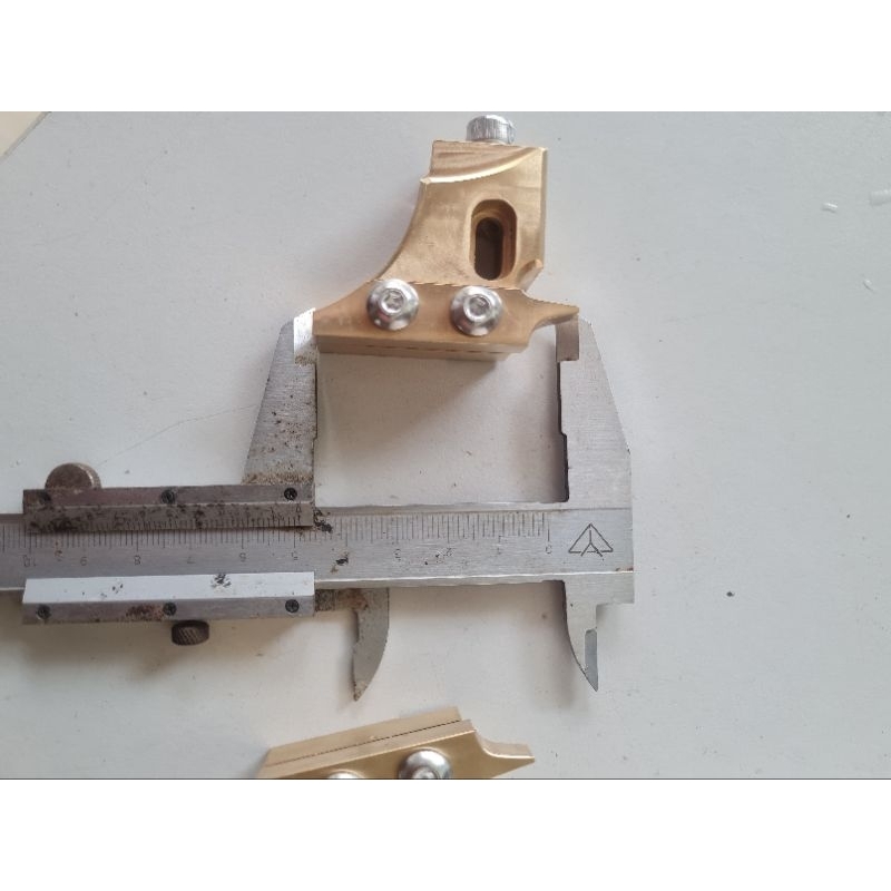 Kẹp kim hàn cell batman