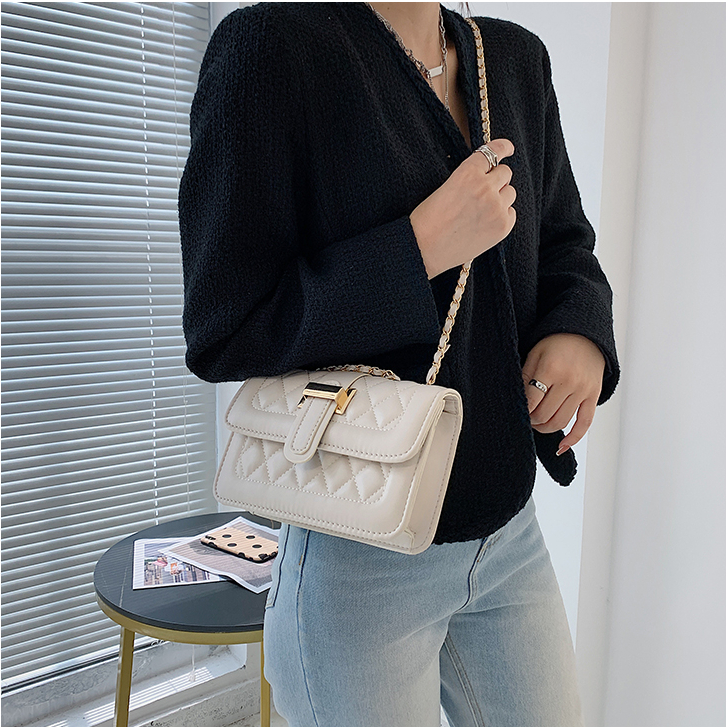 Túi xách nữ đeo chéo đeo vai dáng Chain chất da mềm mịn cao cấp Capucha T298