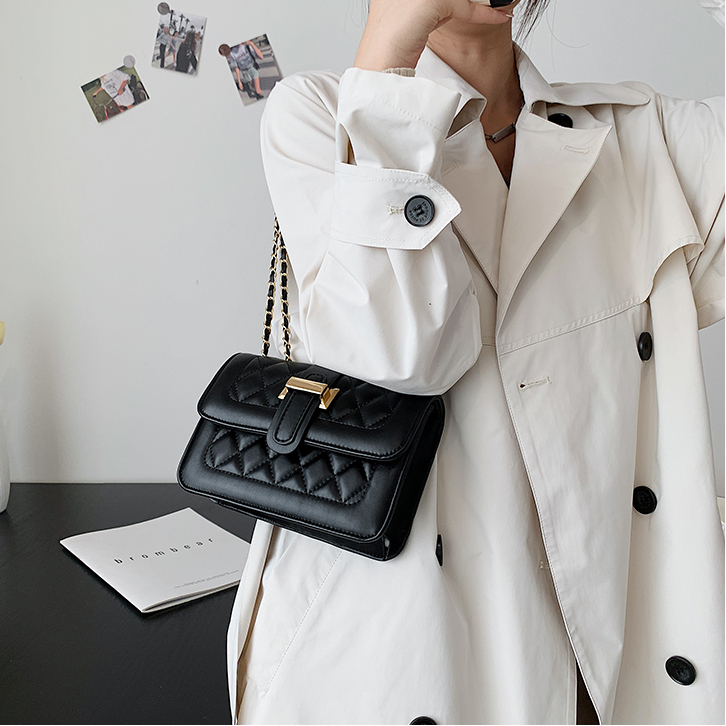 Túi xách nữ đeo chéo đeo vai dáng Chain chất da mềm mịn cao cấp Capucha T298