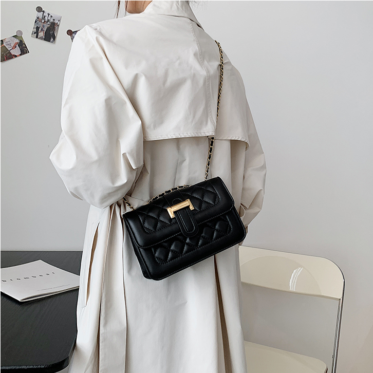 Túi xách nữ đeo chéo đeo vai dáng Chain chất da mềm mịn cao cấp Capucha T298