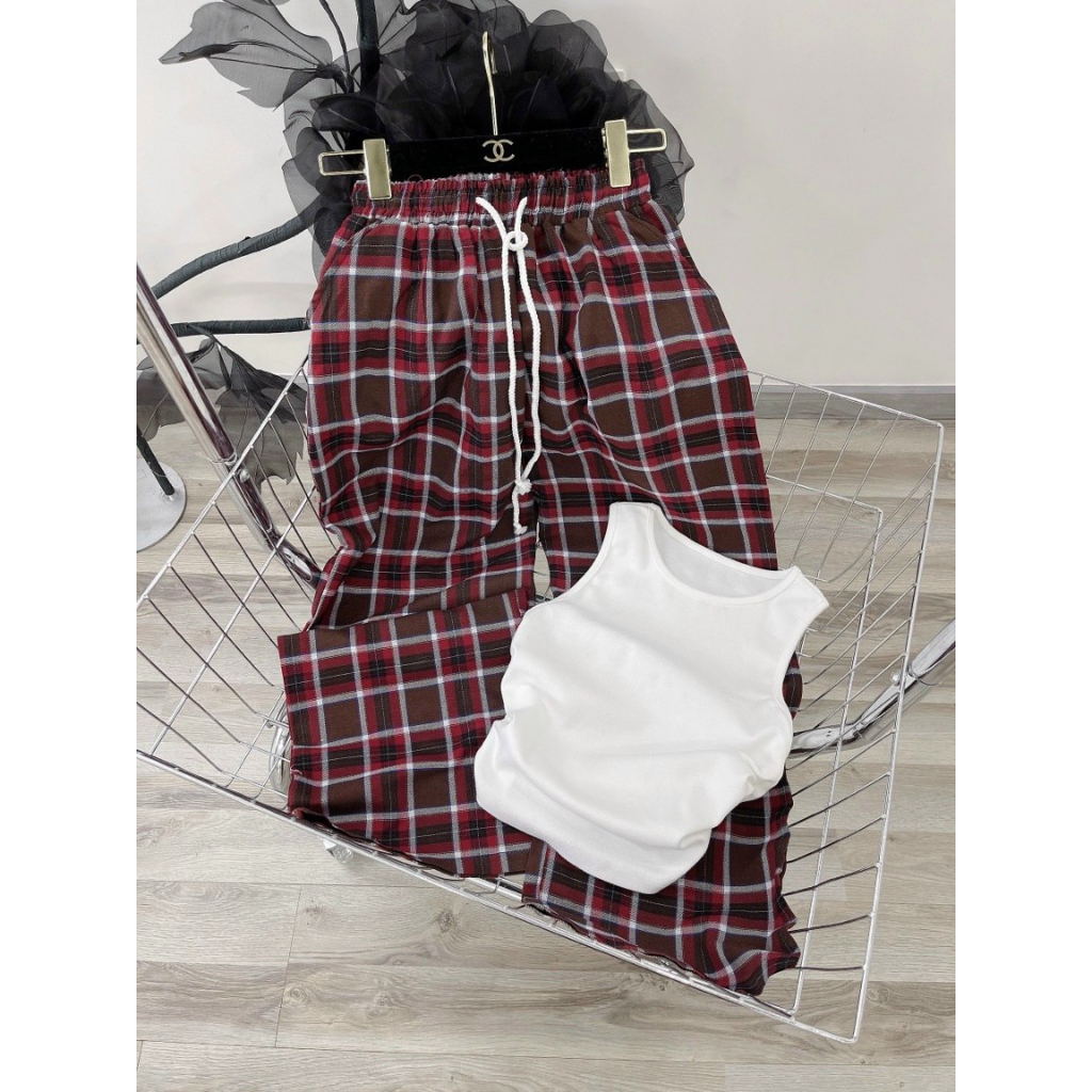 [4.4 Sales Freeship] Set áo thun trắng ba lỗ nhún 2 bên croptop phối quần dài ống rộng caro đỏ đi chơi cá tính mtb