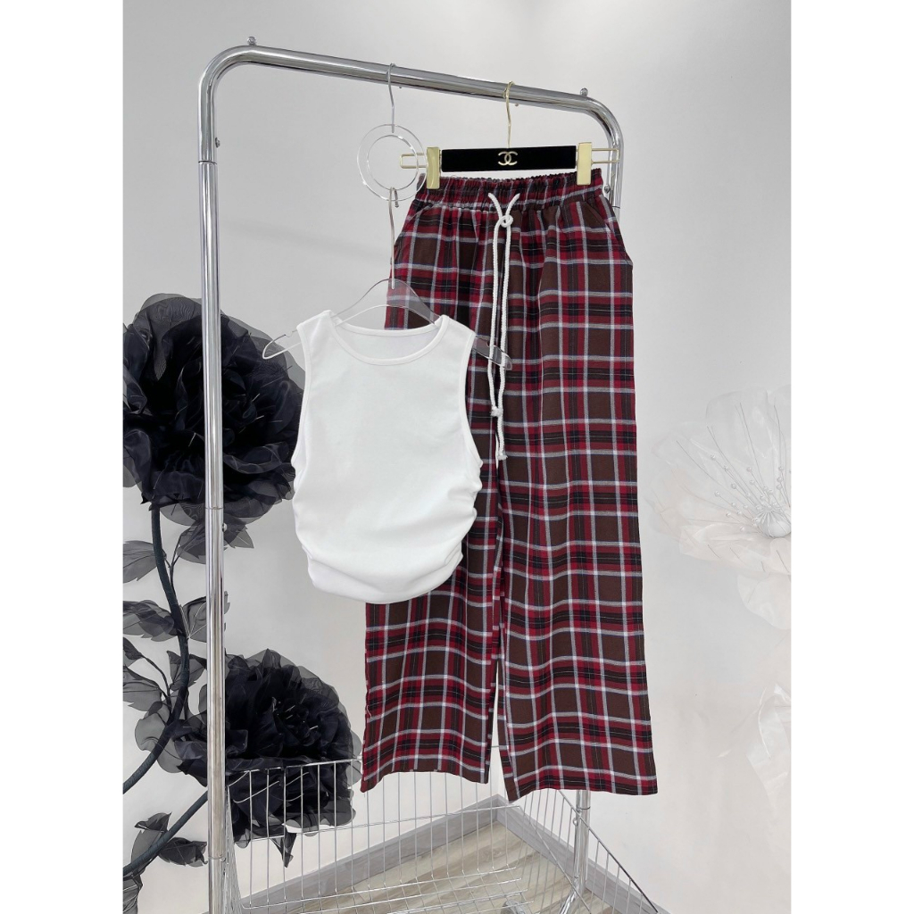 [4.4 Sales Freeship] Set áo thun trắng ba lỗ nhún 2 bên croptop phối quần dài ống rộng caro đỏ đi chơi cá tính mtb