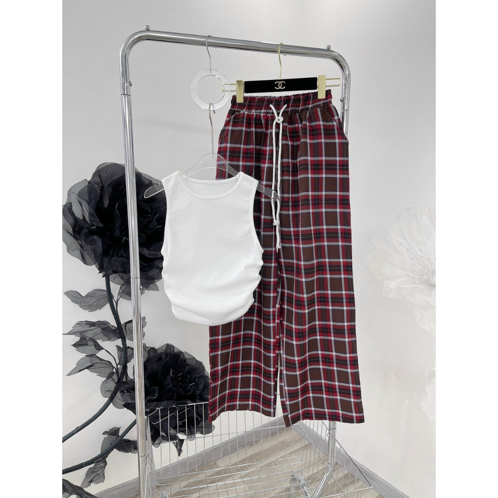 [4.4 Sales Freeship] Set áo thun trắng ba lỗ nhún 2 bên croptop phối quần dài ống rộng caro đỏ đi chơi cá tính mtb