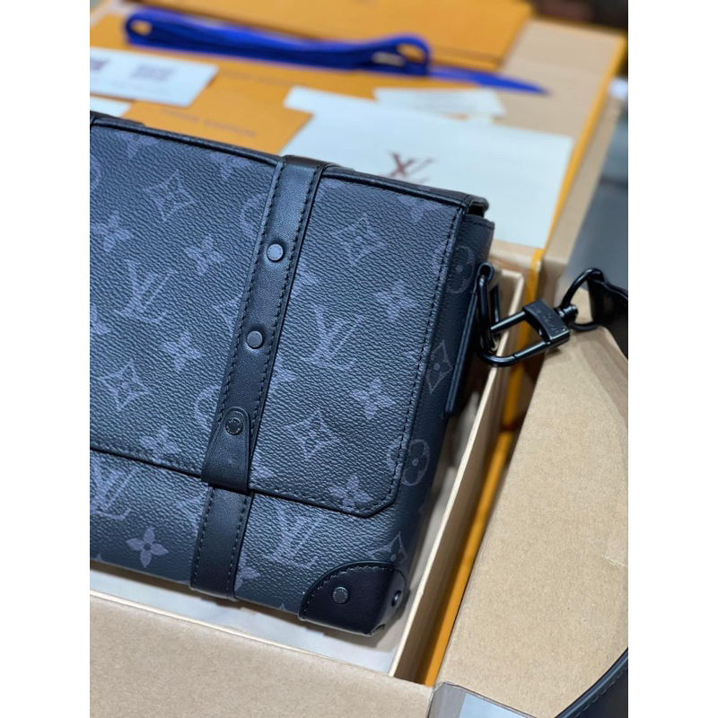 Túi đeo chéo ngực nam - nữ hoạ tiết vân hoa lv ghi chìm hàng cao cấp fullbox