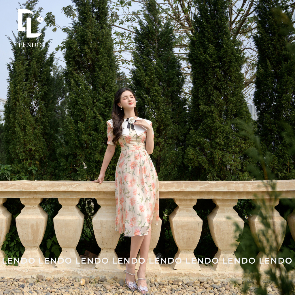 Đầm Hoa Cam Phối Cổ Trắng Cài Tag Hoa Trà LENDO V230234