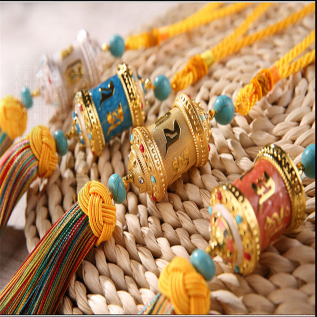 Dây treo xe kinh luân, Dây treo phong thủy, chú Om Mani Padme Hum bình an - Rita shop