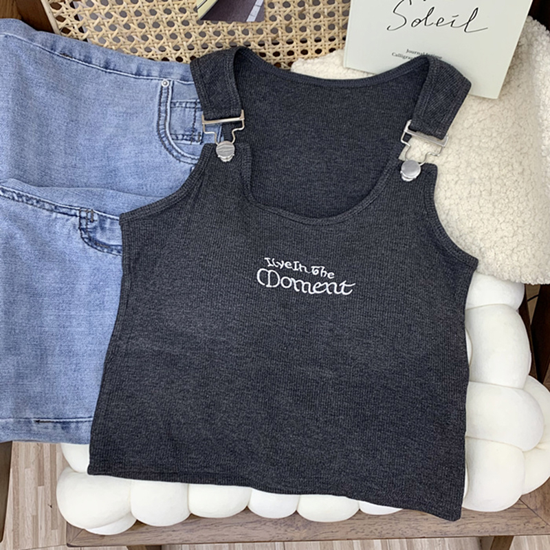 Áo Hai Dây Croptop Dáng Ôm Thêu Chữ Móc Khóa Cài Có Đệm Ngực Phong Cách Cá Tính Thời Trang Sugal TOP NU 073V1