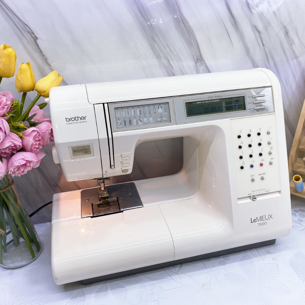 Máy May, Máy khâu Nhật May Thêu Brother Tendy 7000, Lemieux, Tendy Specia - Thêu Con Vật & Chữ - Màu Trắng và Hồng