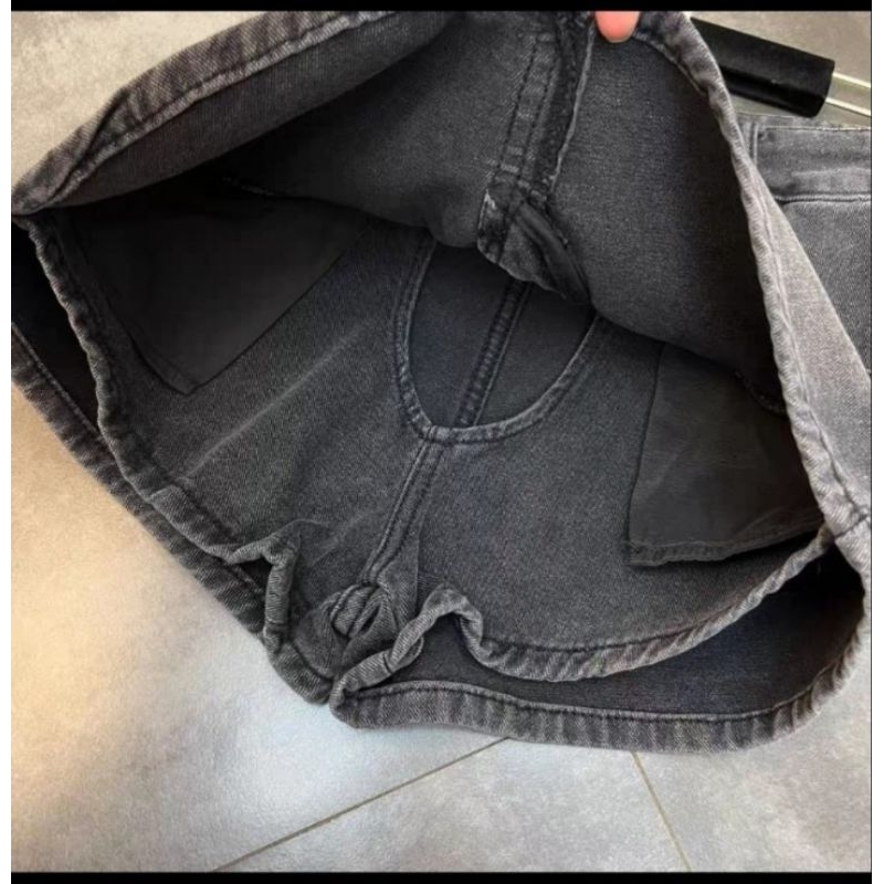 Chân váy jean túi nhọn tua viền, Chân váy ngắn chữ A có lót trong siêu xinh | BigBuy360 - bigbuy360.vn