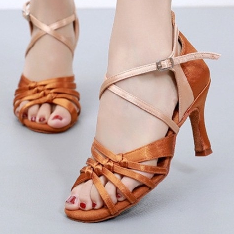 Giày khiêu vũ đế da mềm quai đan chéo phối màu cao cấp