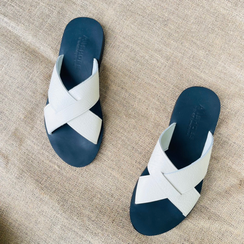 Dép Sandal Dép Quai Chéo Da Bò Thật Không Thấm Nước Phù Hợp Mọi Lứa Tuổi cheosg101