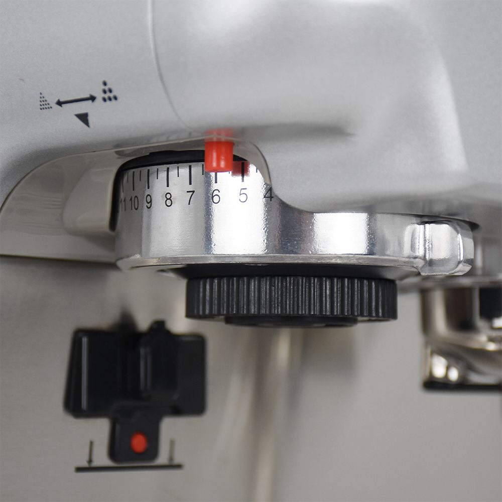(HÀNG MỚI VỀ)Máy pha cà phê Espresso Tiross TS6213 - Tích hợp máy xay- CS 3050w- áp suất 5-15bar