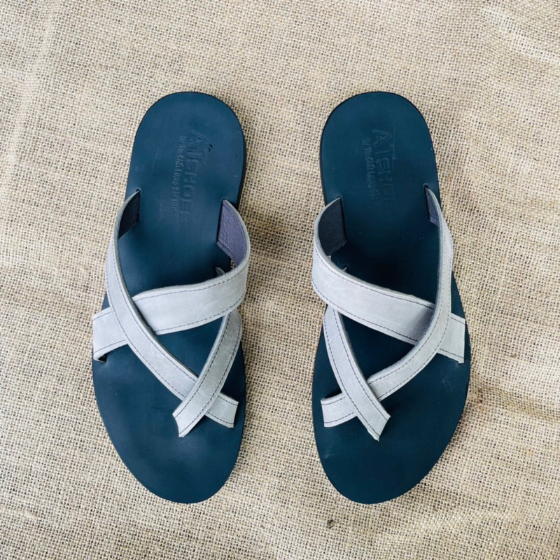 Dép Da Nam Cao Cấp Dép Xỏ Ngón Da Bò Thật Đế Cao Su Đúc Nguyên Khối Siêu Bền Chống Nước Atshoes XN71