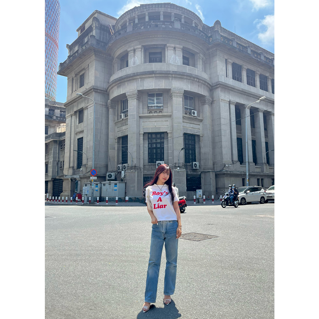 Áo thun tay ngắn | Áo thun baby tee BLUR BOY'S A LIAR