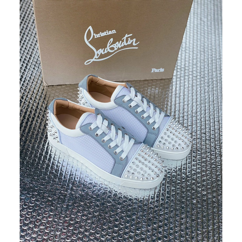 - Sneaker Louboutin- Đính Hạt Cườm Gót Đỏ Full Box Hàng Loại 1