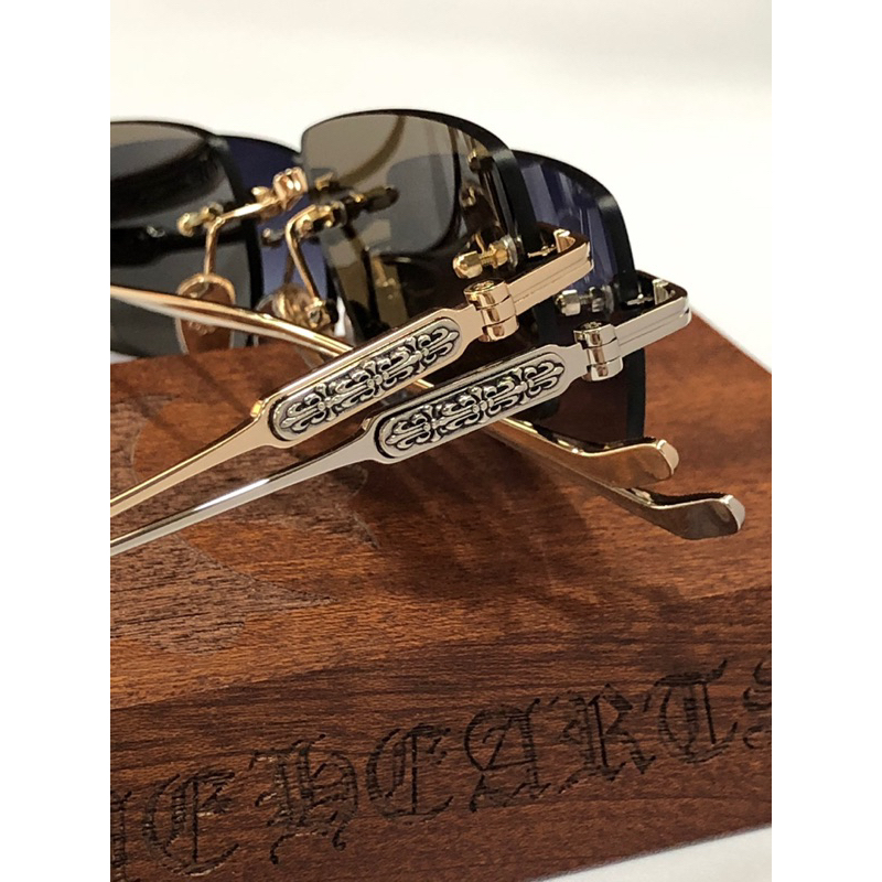 Kính mắt Chrome hearts SOFFFFFFFFERS II cao cấp fullbox sale 50%